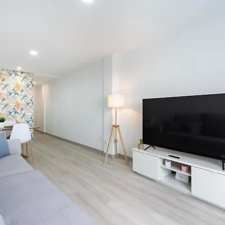 Apartament Home2book Relaxing Poolside Escape, *