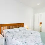 Home2book Relaxing Poolside Escape, *