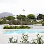 Апартаменты Home2book Relaxing Poolside Escape, Арона