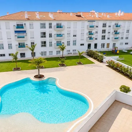 Appartamento Home2book Relaxing Poolside Escape,